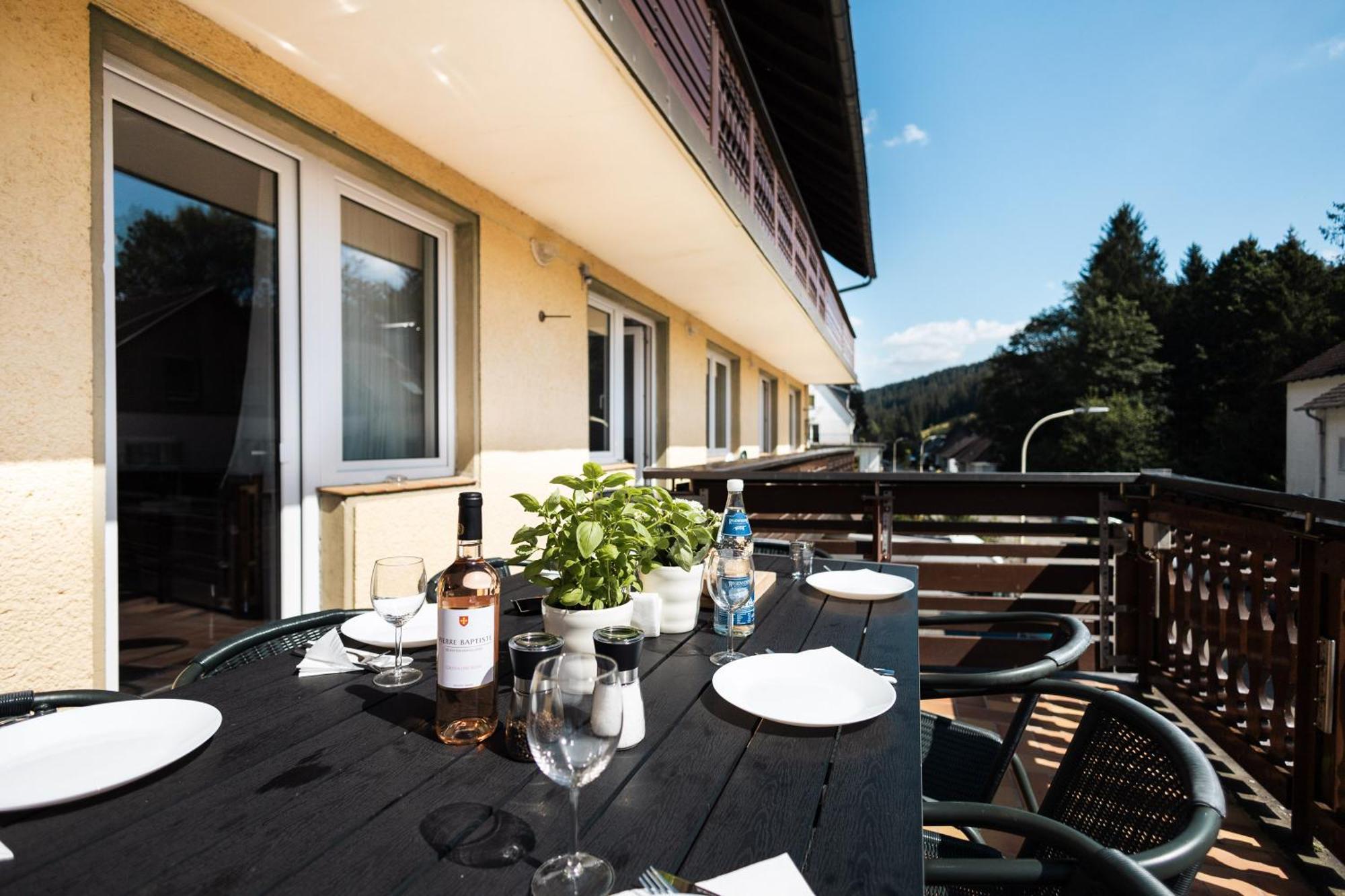 Apartmenthaus Am Waldrand- Kueche - Fruehstueck - Balkon Wildemann Eksteriør bilde